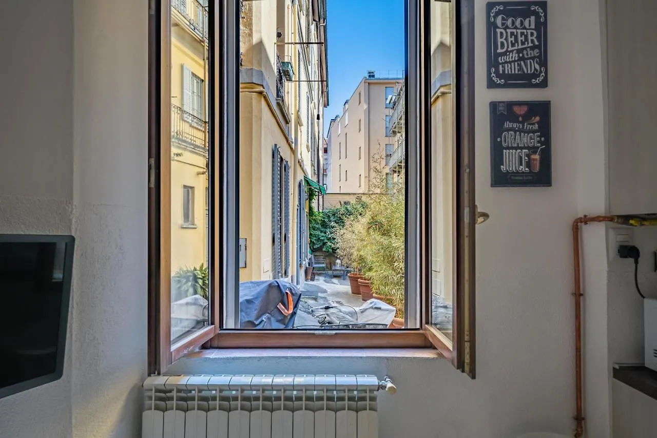 Milano, La Casetta Di Beatrice - By Host4U Milan
