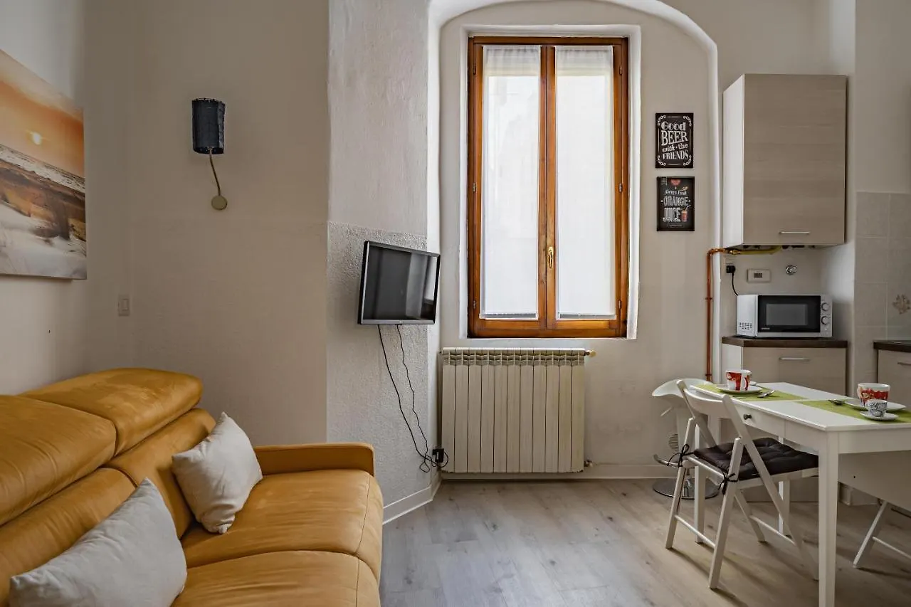 Milano, La Casetta Di Beatrice - By Host4U Milan