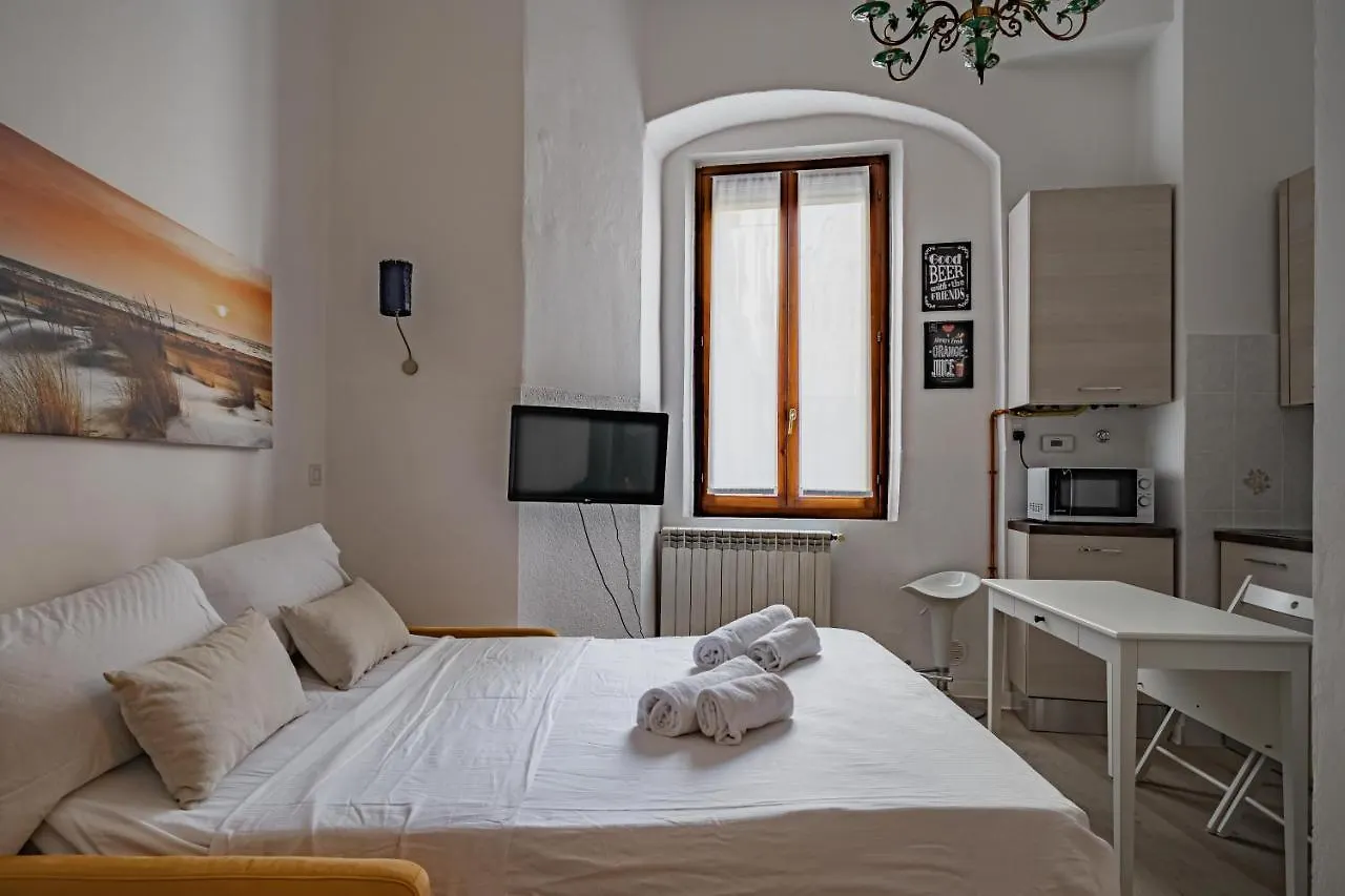 Milano, La Casetta Di Beatrice - By Host4U