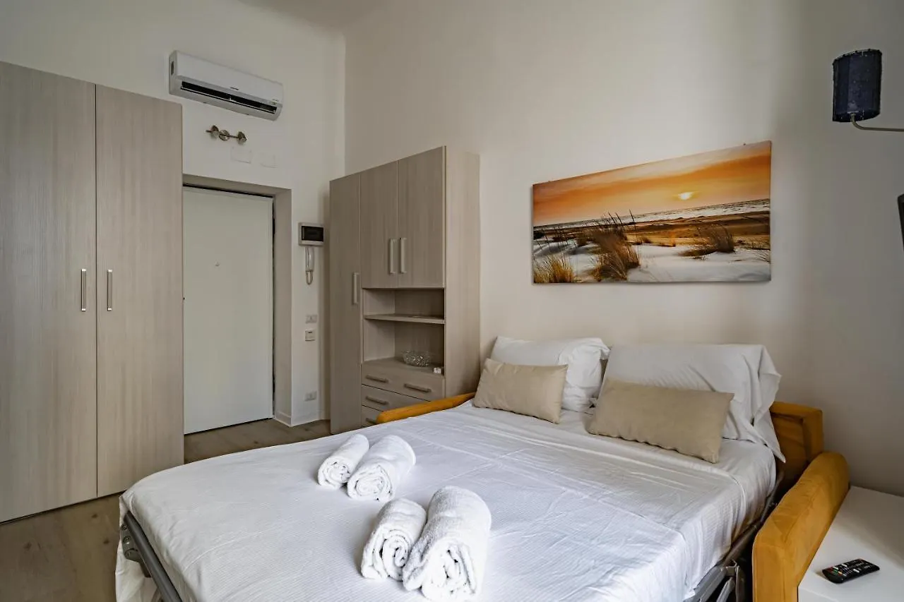 Apartment Milano, La Casetta Di Beatrice - By Host4U