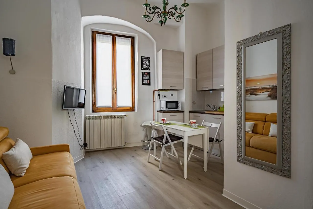 Milano, La Casetta Di Beatrice - By Host4U 0*, Milan