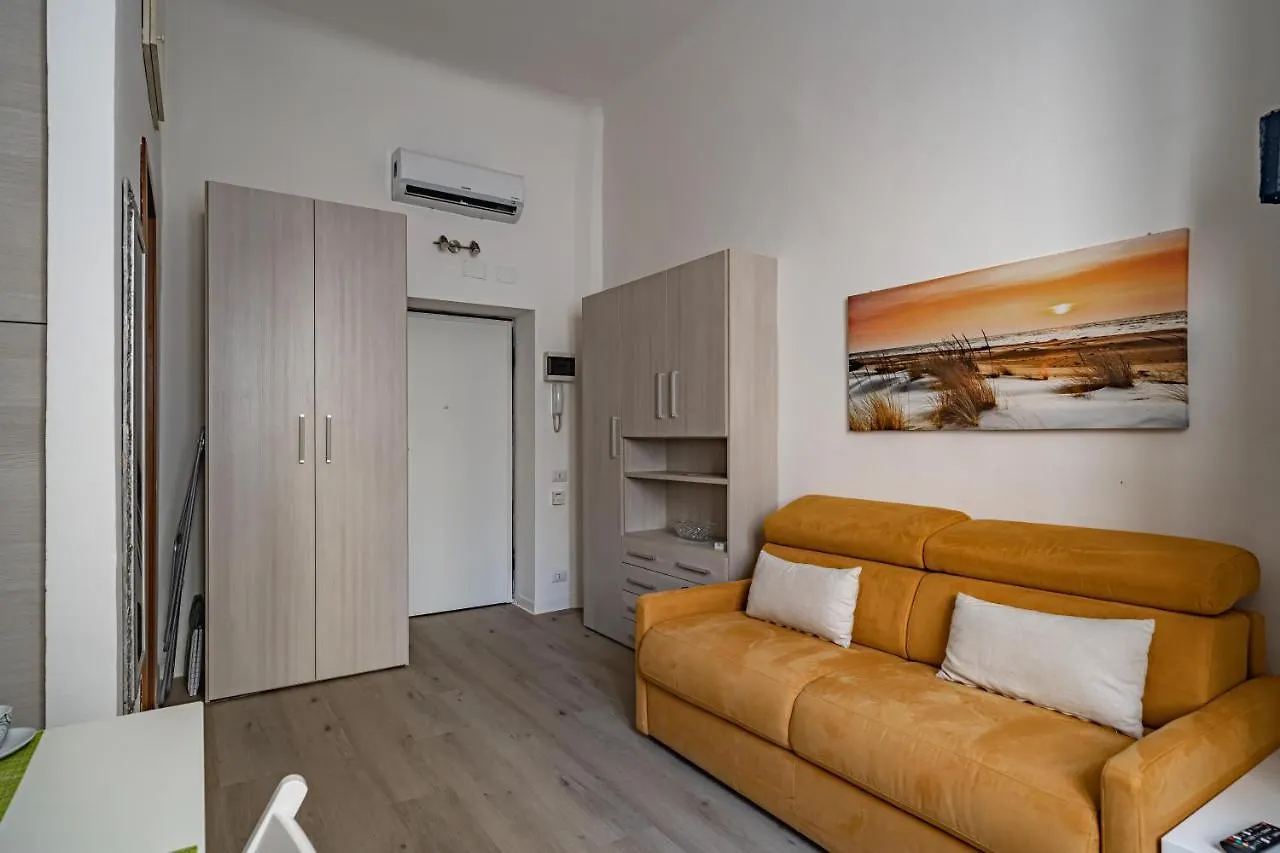 Apartment Milano, La Casetta Di Beatrice - By Host4U Italy